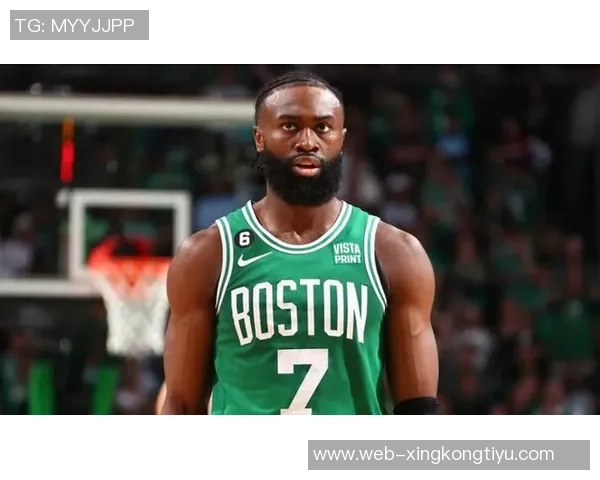 杰伦布朗全能表现助球队获胜6投仅2中却贡献8分5板6助3抢断